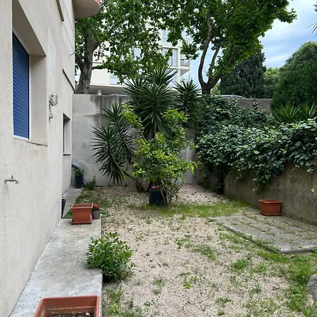 Urban Getaway Double Split